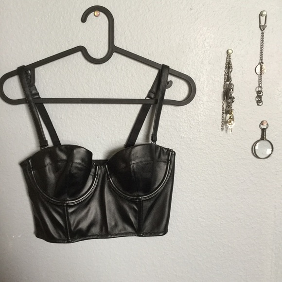 Victoria's Secret Tops - NWT Victoria secret leather crop top